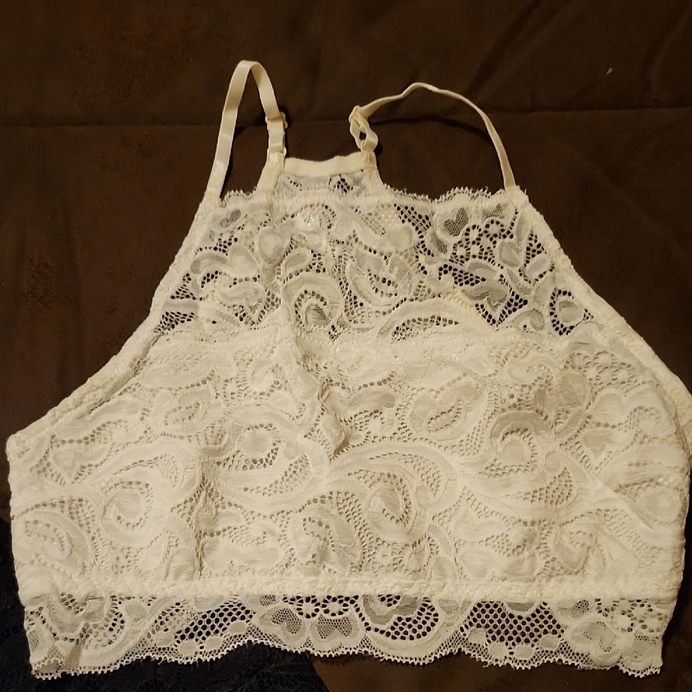 Set Of 2 Scalloped Lace Bralettes / Tops - NWT
